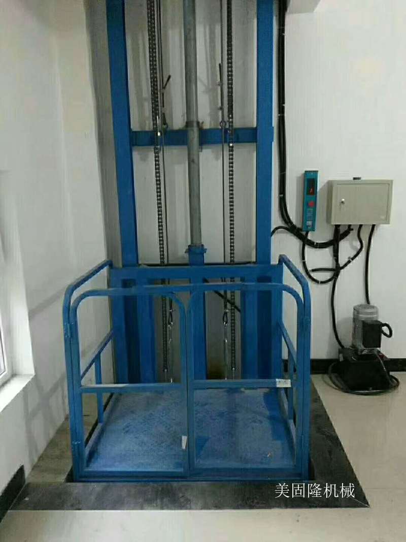 和田单臂导轨式升降机厂家