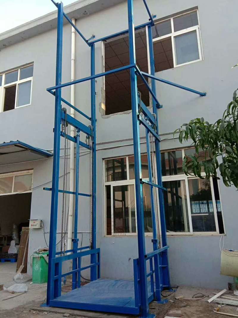 和田简易小型货梯