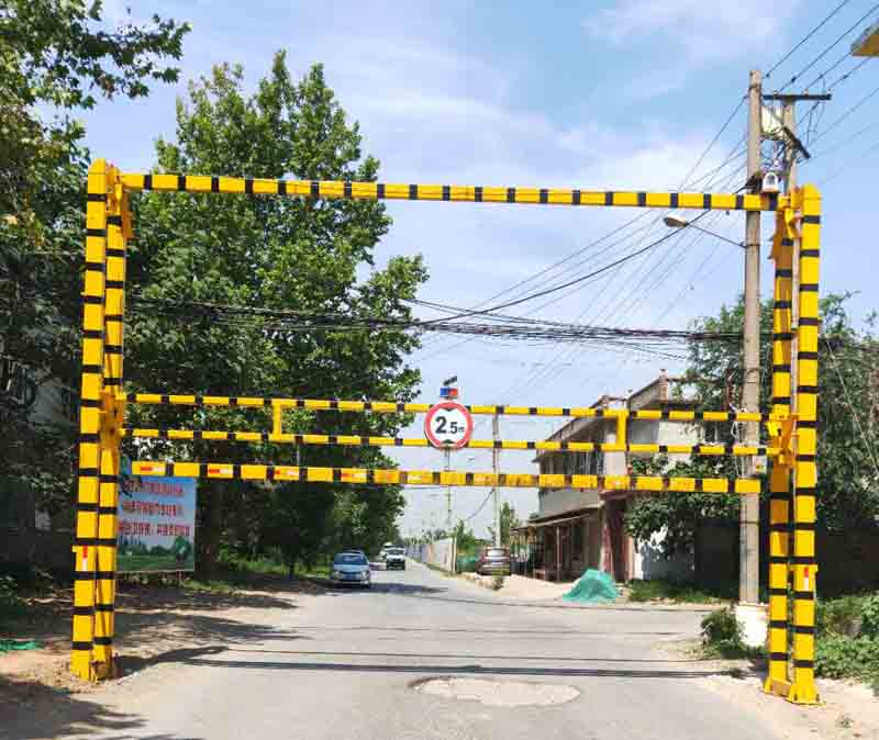 和田农村道路限高架